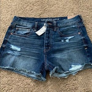 Boyfriend jean shorts